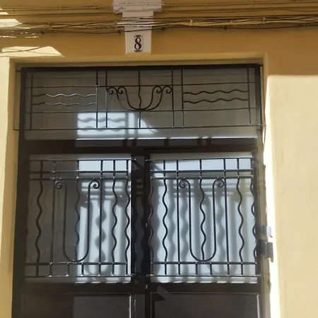 Apartamento Cerca De La Marina En Apartamento *